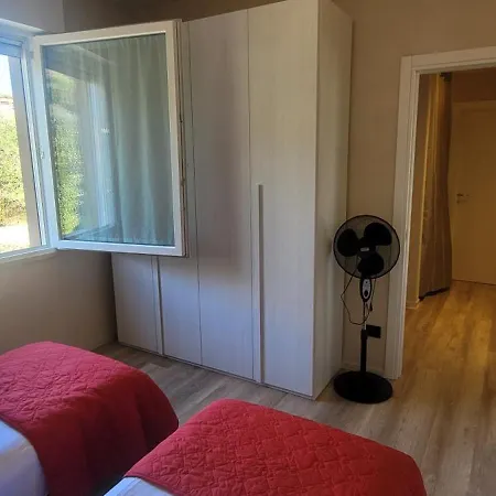 Casa Piero - View And Free Parking شقة غارْدا