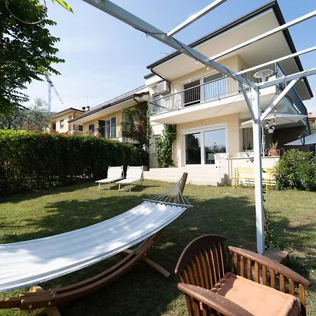 Casa Piero - Panoramic Terrace&parking Space Appartamento Garda (Verona)