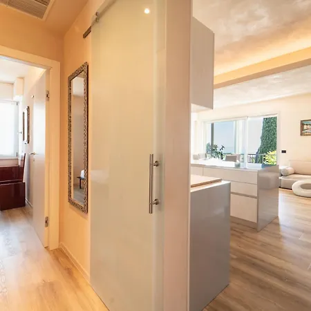 Casa Piero - Panoramic Terrace&parking Space * Garda (Verona)