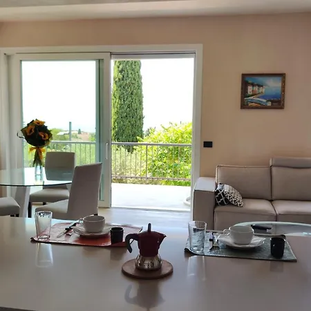 Casa Piero - Panoramic Terrace & Parking Space Διαμέρισμα