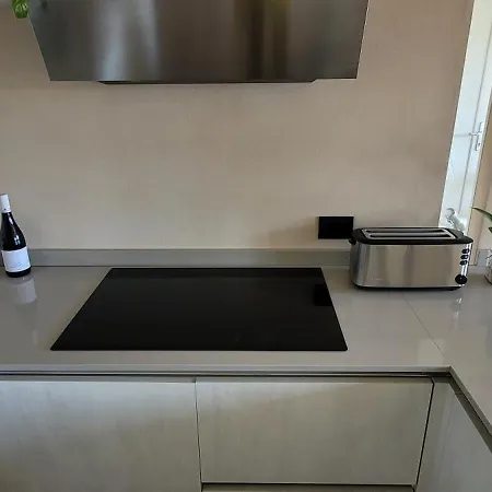 Διαμέρισμα Casa Piero - Panoramic Terrace & Parking Space Γκάρντα